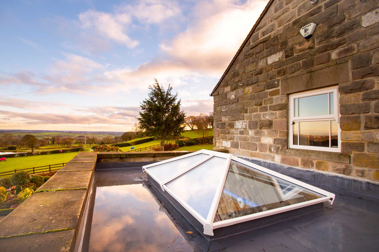 aluminium roof lanterns near me wembley